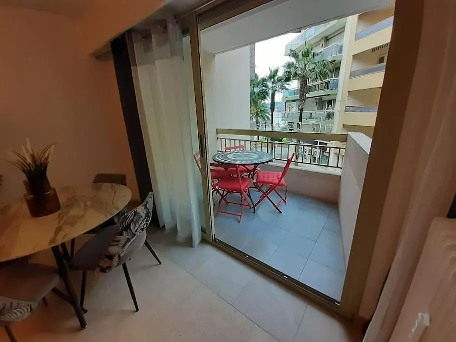 Apartment Bel Appartement A Cote Des Plages 2 A 5 Personnes Juan-les-Pins