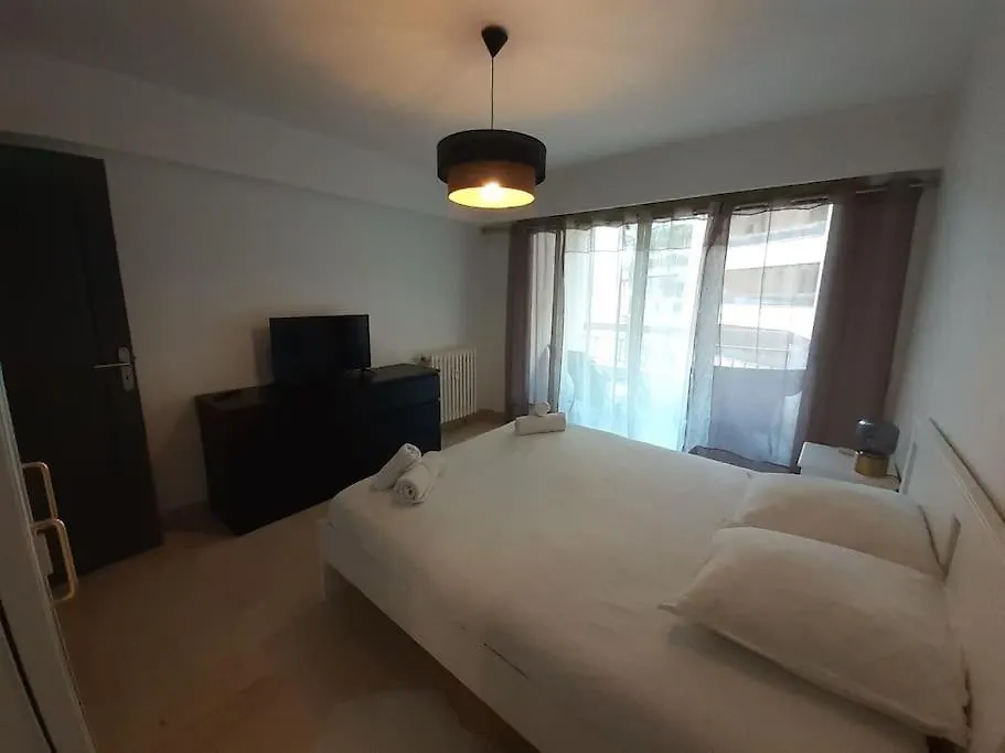 Apartment Bel Appartement A Cote Des Plages 2 A 5 Personnes Juan-les-Pins France