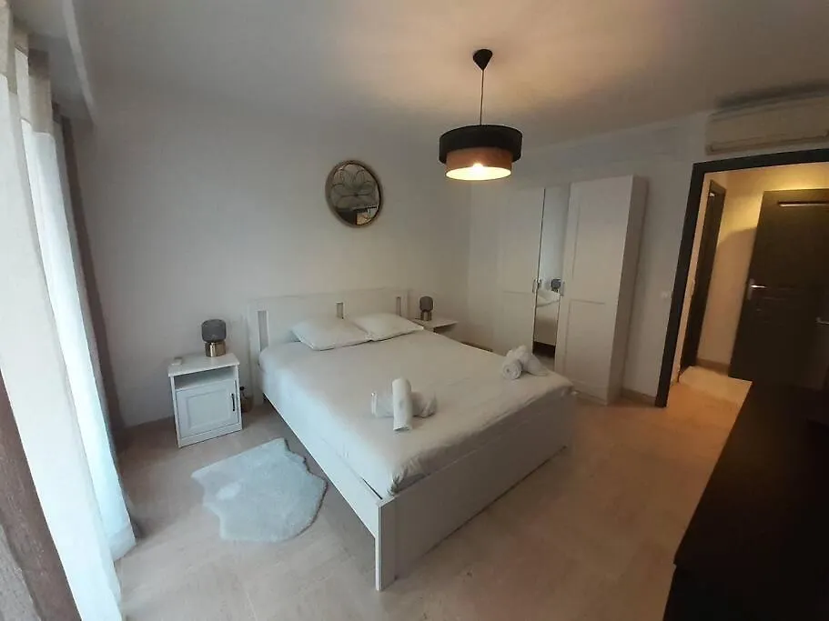Bel Appartement A Cote Des Plages 2 A 5 Personnes Juan-les-Pins Apartmán